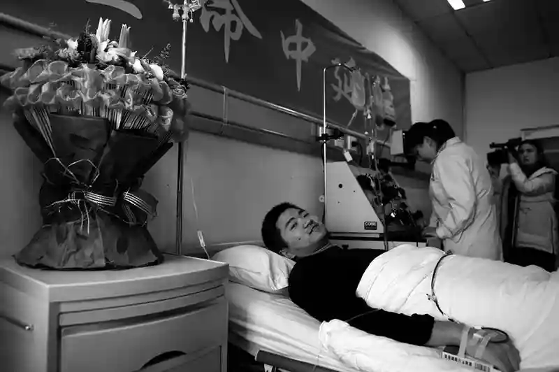 小伙捐造血干细胞救白血病孩子 150毫升“生命种子”昨送往广西