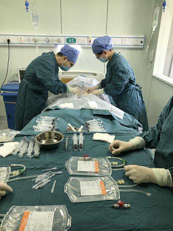 国内首个！陆军军医大学新桥医院借助人工智能技术牵头启动“血细胞图像数据库”建设